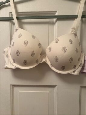 Auden Cotton Cream Printed T-Shirt Bra with Gray Motif 36B